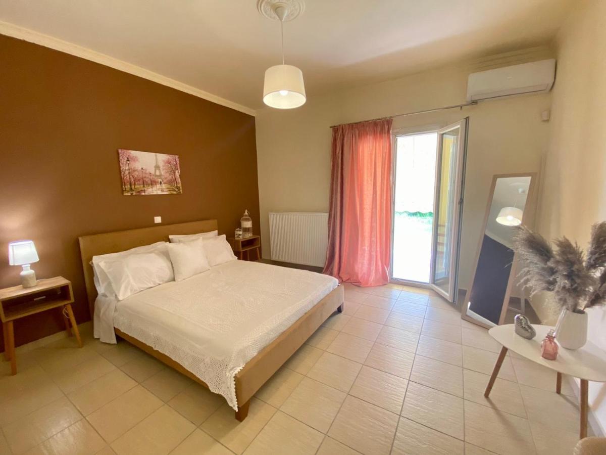 Sweet Vassia Apartment
