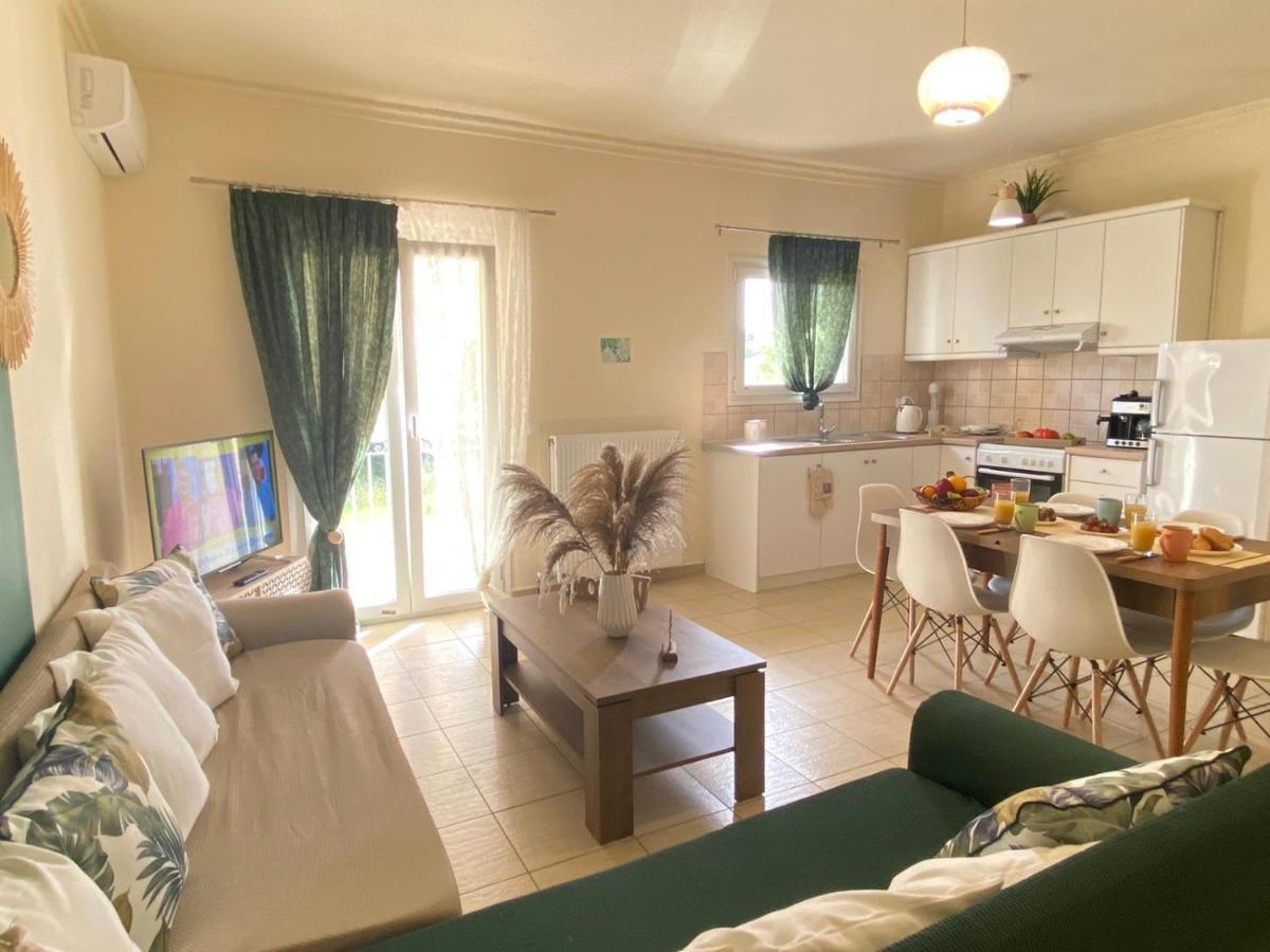 Sweet Vassia Apartment